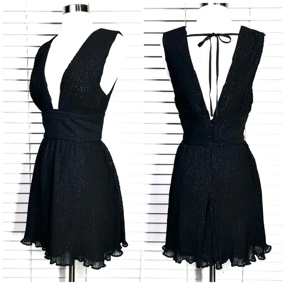 🚫SOLD! NWT🤩|•LA MAISON TALULAH•| V Pleated Chiffon Blk w/Gold Sparkle Dress - Picture 2 of 16